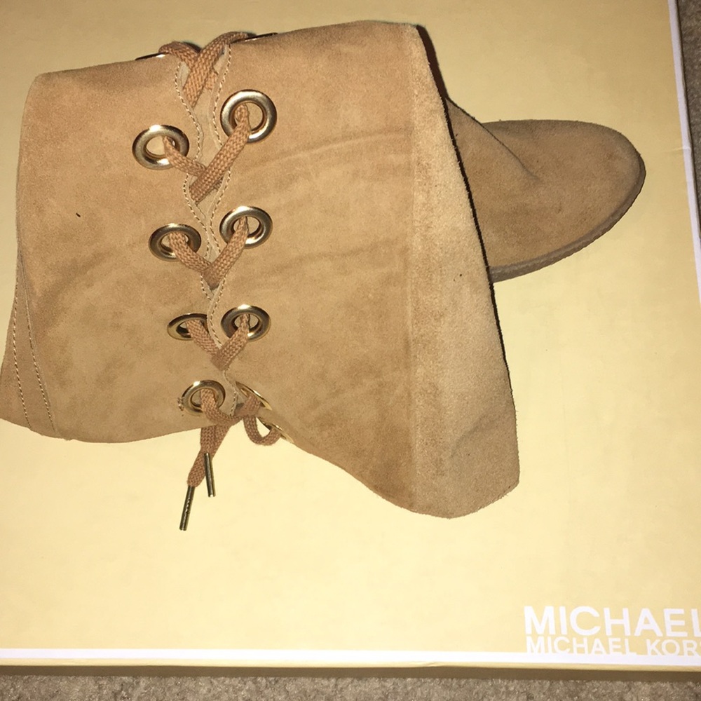 MK boots